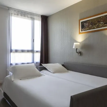 Aparthotel Adagio Access Avignon-3